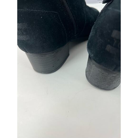 Toms Ankle Black Suede Low Heel Short Western Comfort Booties Size 6 - Picture 8 of 8